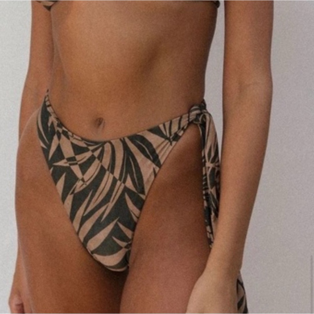 Stone Fox Swim Vintage Palm Bikini Bottom